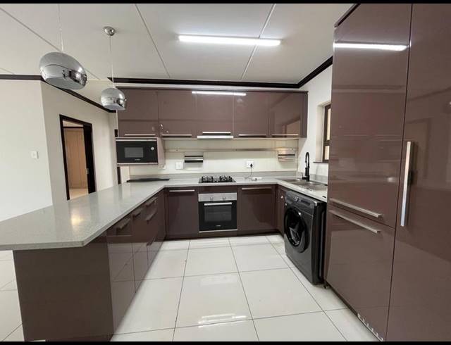 2 BEDROOM PROPERTY TO RENT IN BROADACRES